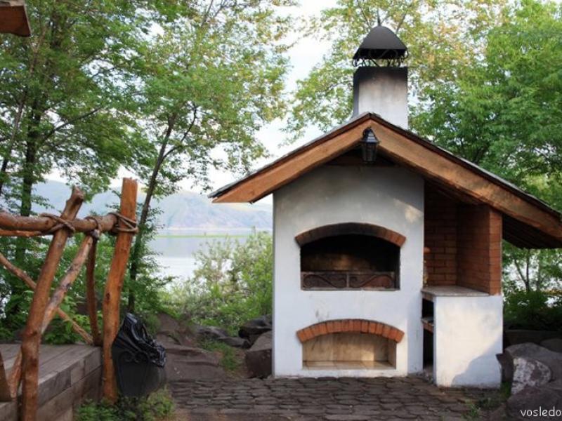 Как сделать простой мангал из кирпича своими руками
